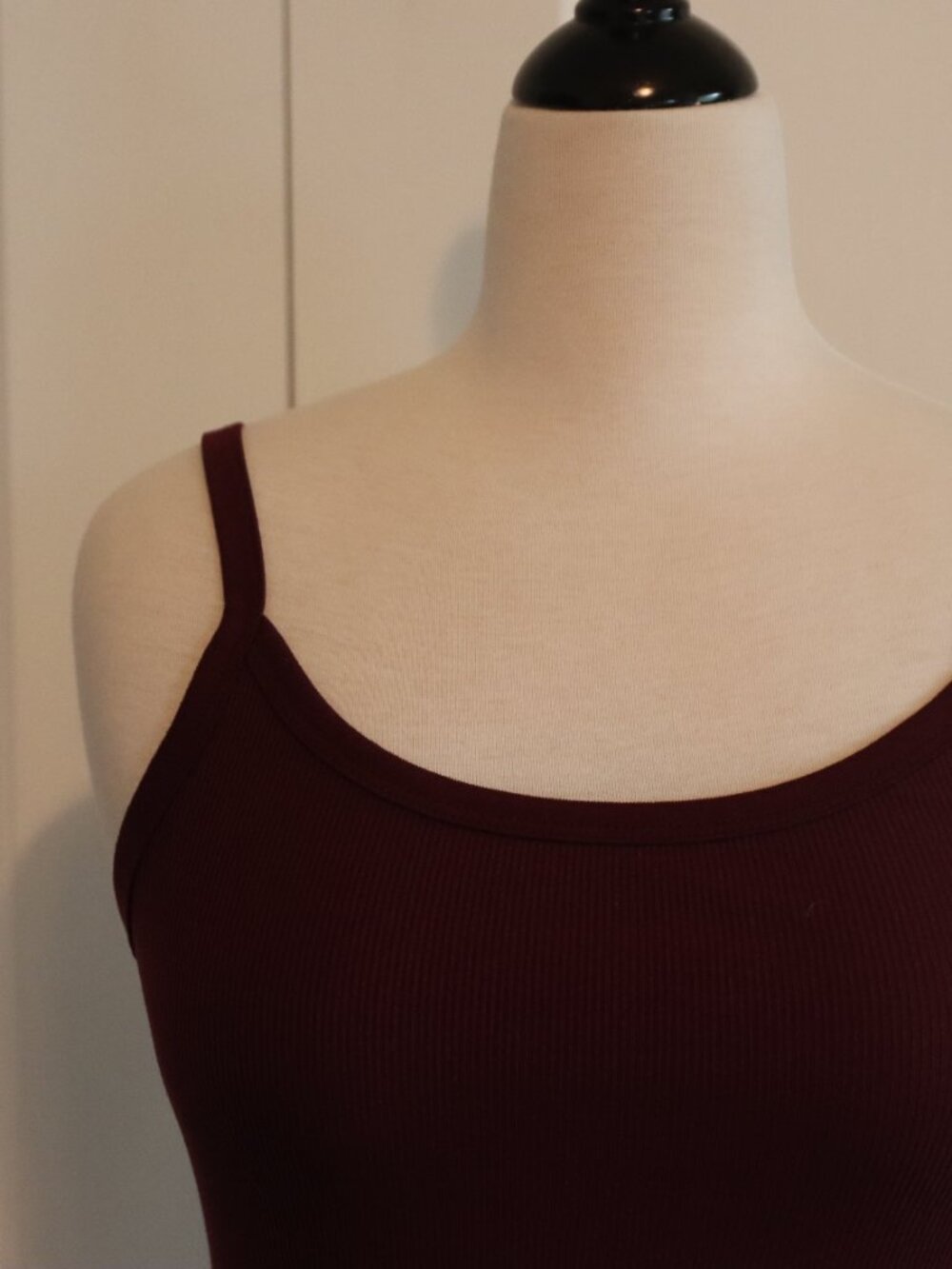 No Boundaries Ribbed Tanks Set of 4 Light/Dark Green/Burgundy/Black Size Medium - Picture 12 of 14